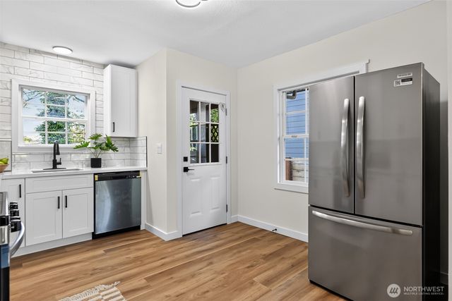 98 Hardie Avenue SW, Renton, WA 98057