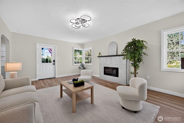 98 Hardie Avenue SW, Renton, WA 98057