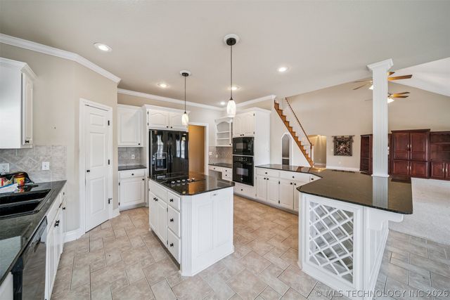 1634 E Fir Drive, Sand Springs, OK 74063