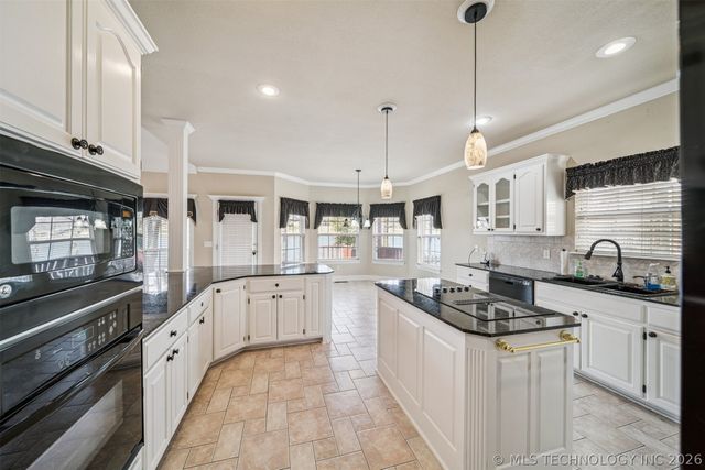 1634 E Fir Drive, Sand Springs, OK 74063