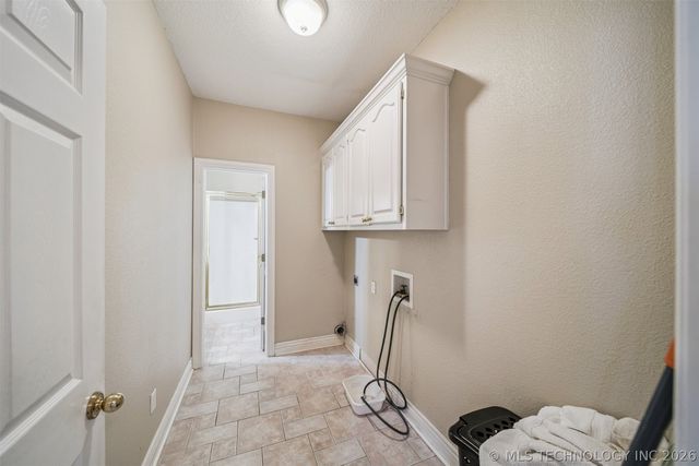 1634 E Fir Drive, Sand Springs, OK 74063