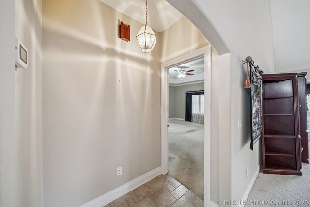 1634 E Fir Drive, Sand Springs, OK 74063