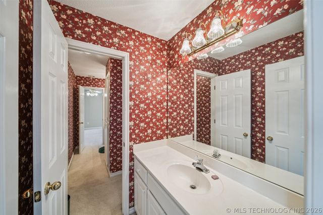 1634 E Fir Drive, Sand Springs, OK 74063