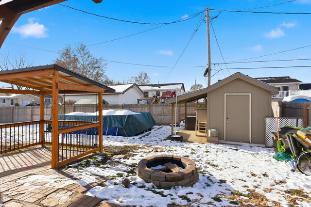 36 WENWOOD Circle, Council Bluffs, IA 51503