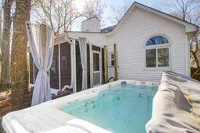 2044 Hallahan Court, Mount Pleasant, SC 29464