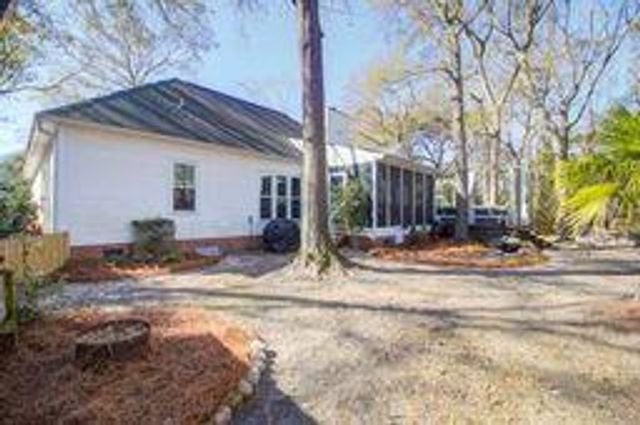 2044 Hallahan Court, Mount Pleasant, SC 29464