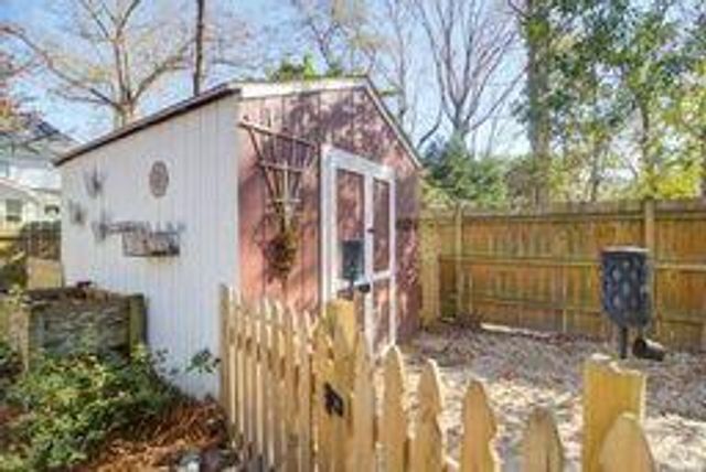 2044 Hallahan Court, Mount Pleasant, SC 29464