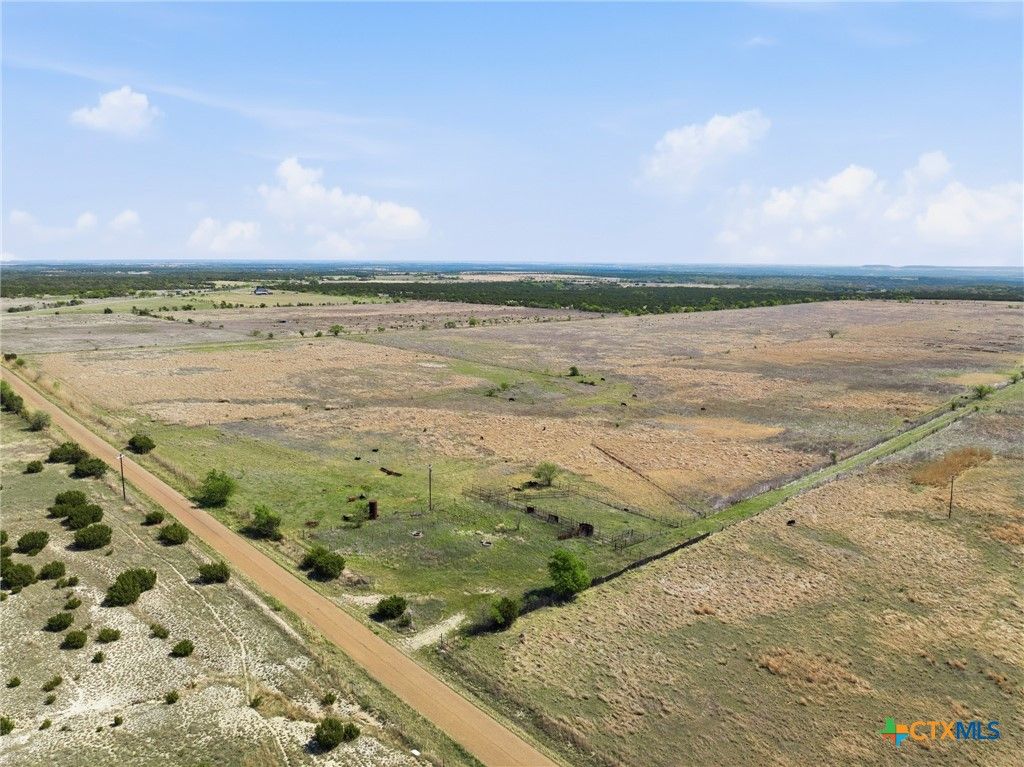 Image 10 of property listing at TBD Cr 139, Gatesville, TX 76528