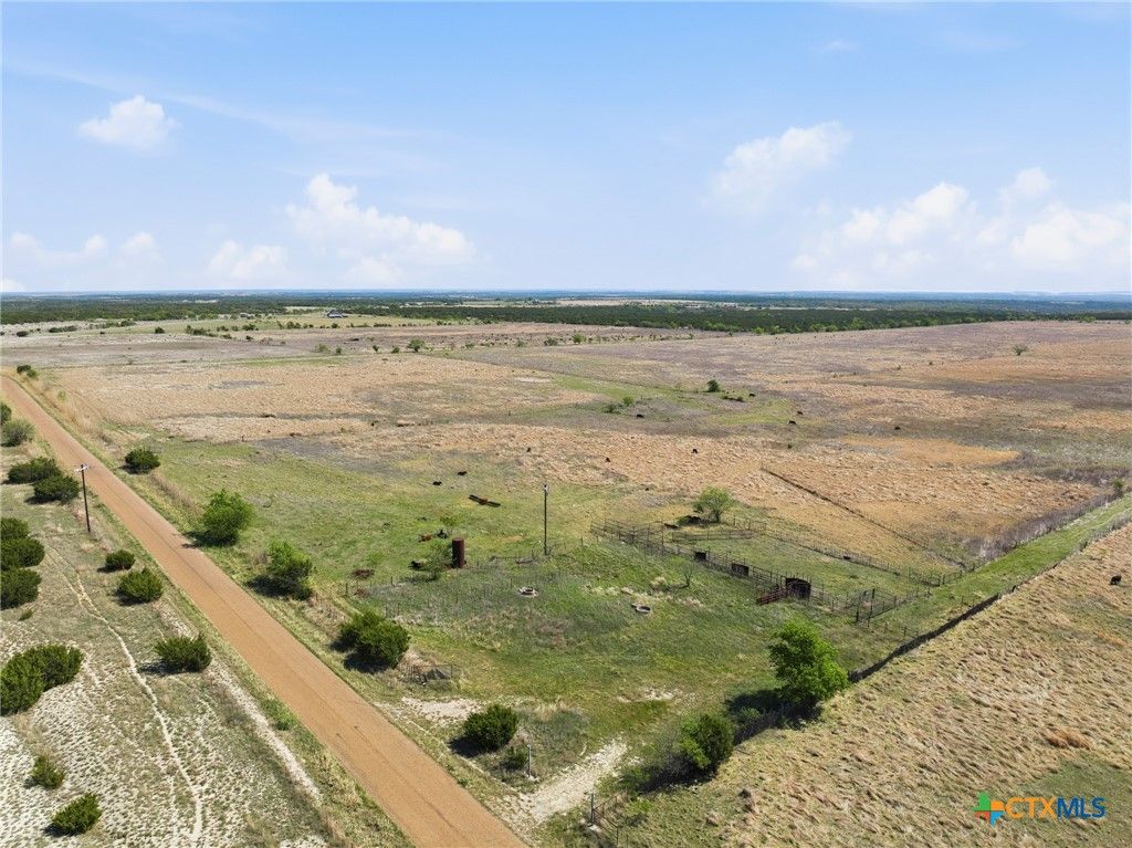 Image 11 of property listing at TBD Cr 139, Gatesville, TX 76528