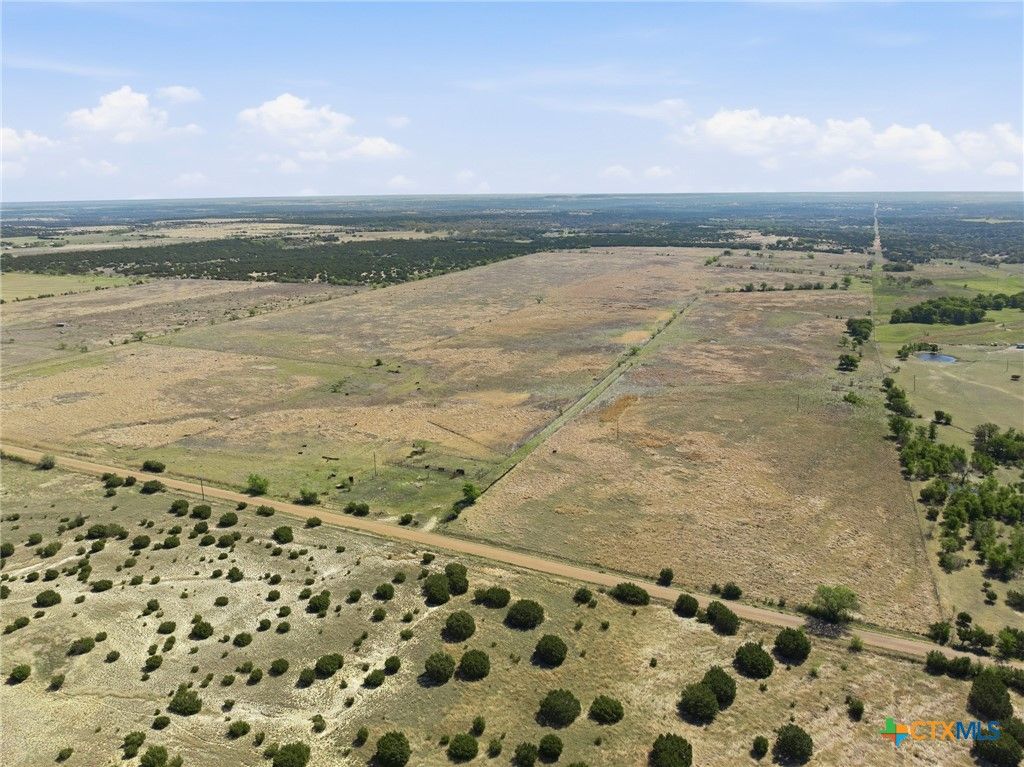 Image 8 of property listing at TBD Cr 139, Gatesville, TX 76528