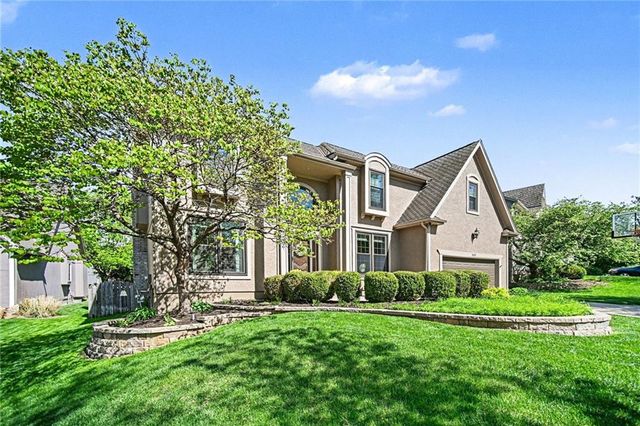 5420 W 132nd Terrace, Overland Park, KS 66209