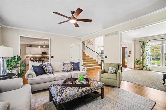 5420 W 132nd Terrace, Overland Park, KS 66209