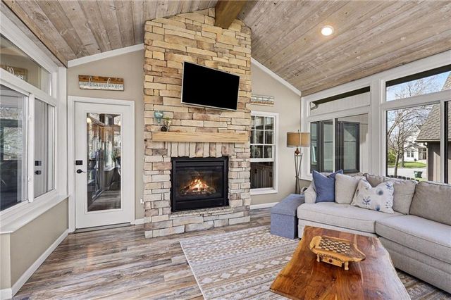 5420 W 132nd Terrace, Overland Park, KS 66209
