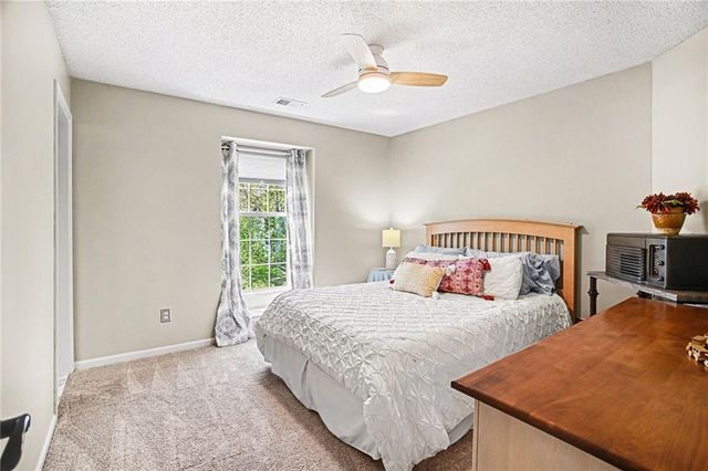 5420 W 132nd Terrace, Overland Park, KS 66209