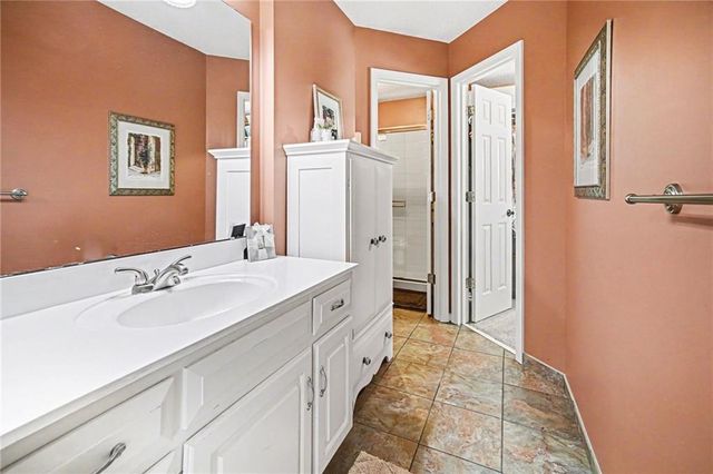 5420 W 132nd Terrace, Overland Park, KS 66209