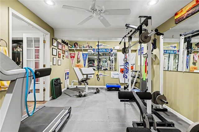 5420 W 132nd Terrace, Overland Park, KS 66209