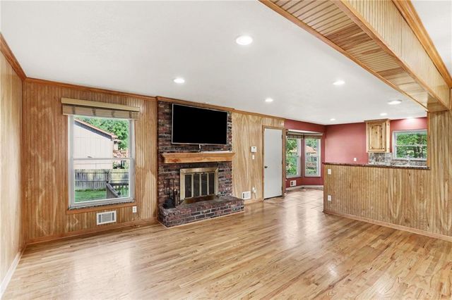 13301 Lowell Avenue, Grandview, MO 64030