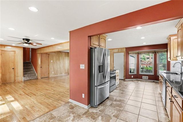 13301 Lowell Avenue, Grandview, MO 64030