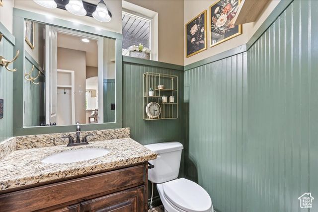 916 COUNTRY LN, Farmington, UT 84025