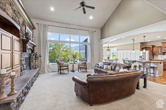 916 COUNTRY LN, Farmington, UT 84025