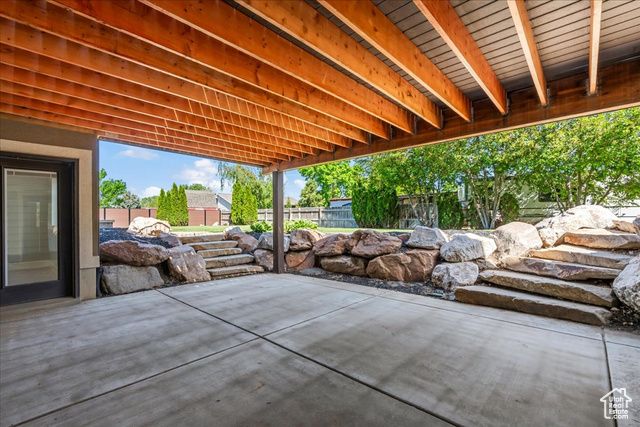 916 COUNTRY LN, Farmington, UT 84025
