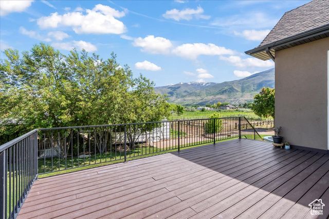 916 COUNTRY LN, Farmington, UT 84025