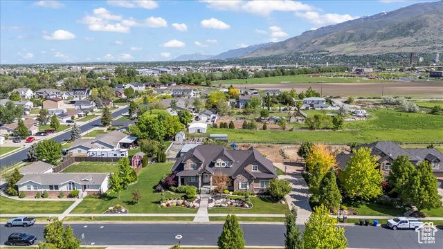 916 COUNTRY LN, Farmington, UT 84025