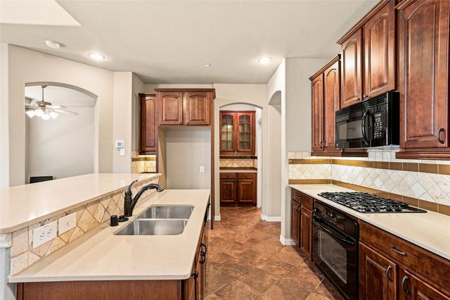 397 Hamilton Street, Lewisville, TX 75067