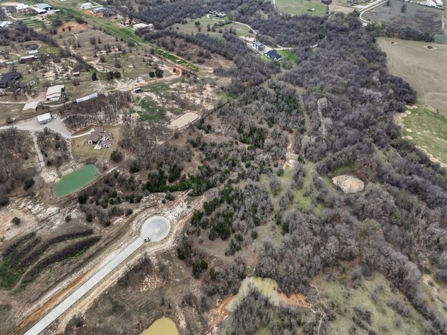 1052 Genoa Drive, Weatherford, TX 76087