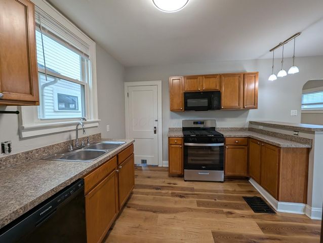 288 E Morrill Avenue, Columbus, OH 43207