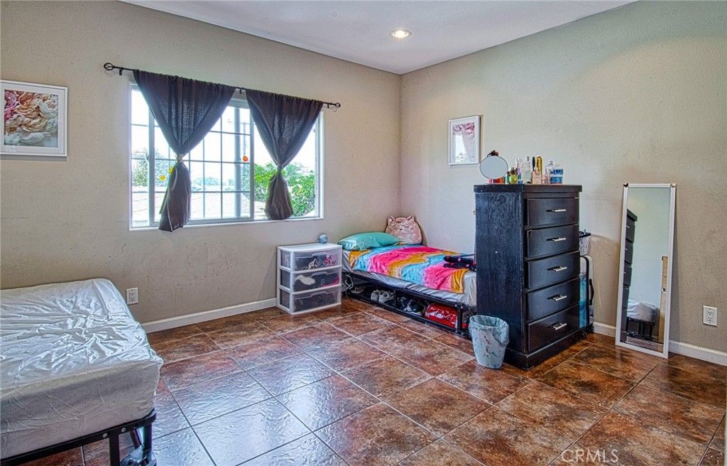 Image 8 of property listing at 14802 Leibacher Avenue, Norwalk, CA 90650