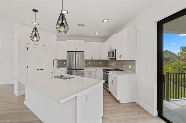 18514 Ashcroft CIR, Port Charlotte, FL 33948