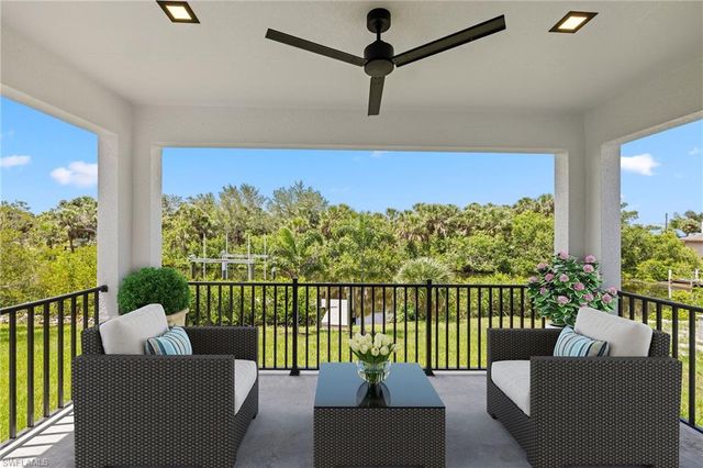 18514 Ashcroft CIR, Port Charlotte, FL 33948