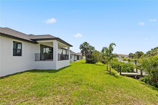 18514 Ashcroft CIR, Port Charlotte, FL 33948