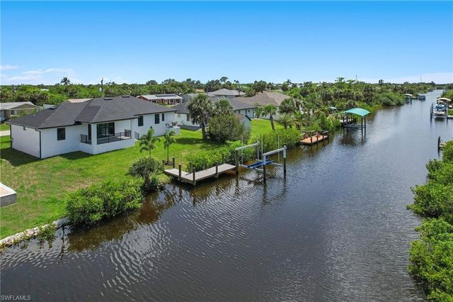 18514 Ashcroft CIR, Port Charlotte, FL 33948