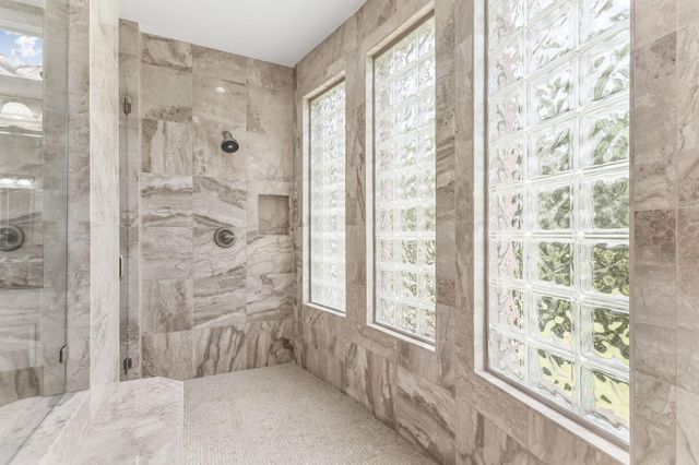 11813 Eagles Glen DR, Austin, TX 78732