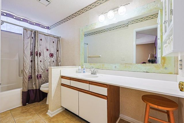 1943 Bent Grass Dr Apt H, Surfside Beach, SC 29575