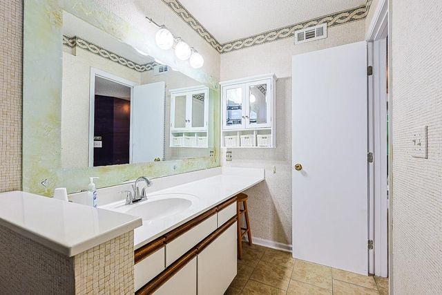 1943 Bent Grass Dr Apt H, Surfside Beach, SC 29575