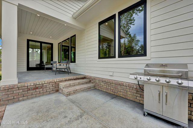 1636 Osprey Cove Court, Wilmington, NC 28401