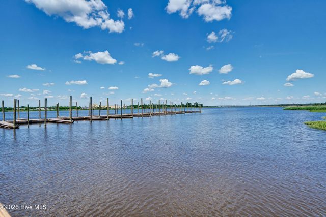 1636 Osprey Cove Court, Wilmington, NC 28401
