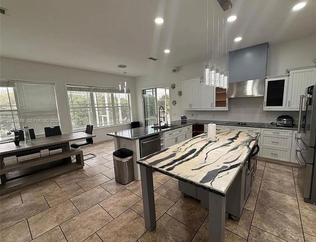 24920 SE Highway 450, Umatilla, FL 32784