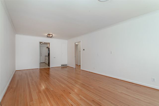 6523 E Mockingbird Lane, Dallas, TX 75214