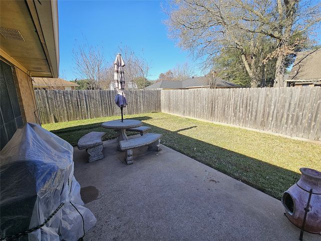 1103 La Villeta Street, Mexia, TX 76667