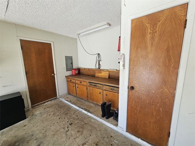 1103 La Villeta Street, Mexia, TX 76667