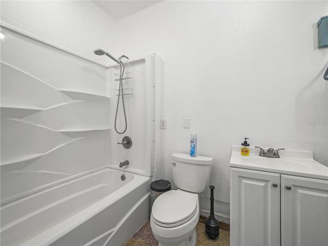 124 PANGOLA DRIVE, Winter Haven, FL 33880