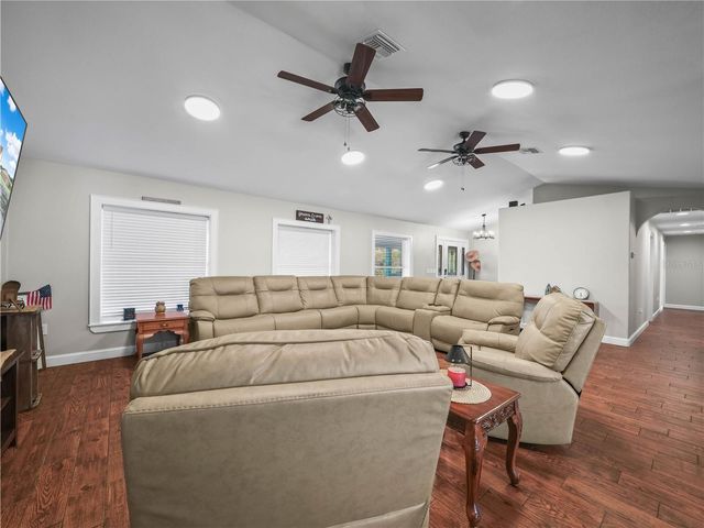 124 PANGOLA DRIVE, Winter Haven, FL 33880