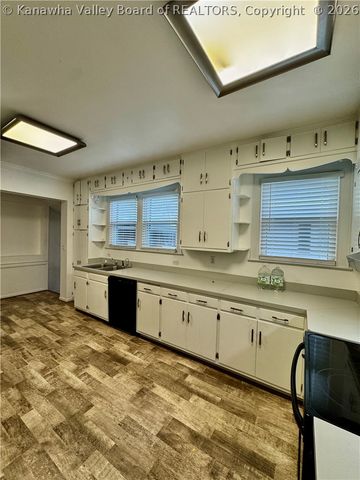 293 Riverside Drive, Logan, WV 25601