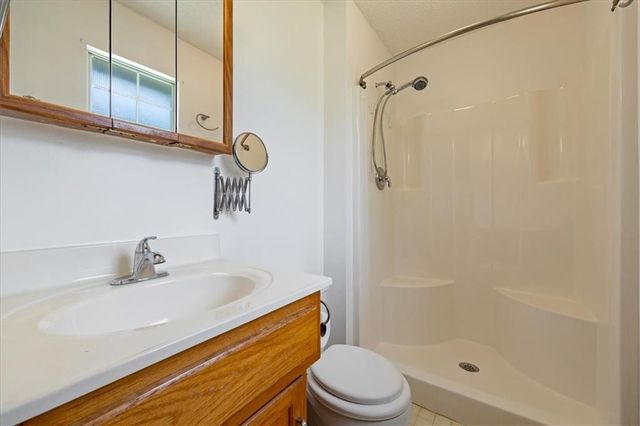 16008 Terry Avenue, Belton, MO 64012