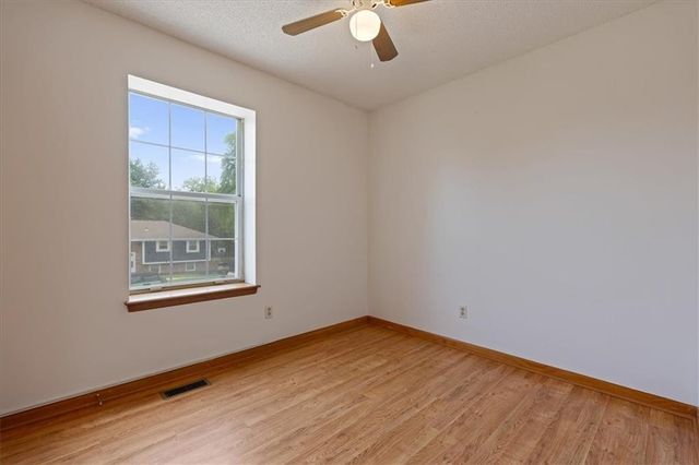16008 Terry Avenue, Belton, MO 64012