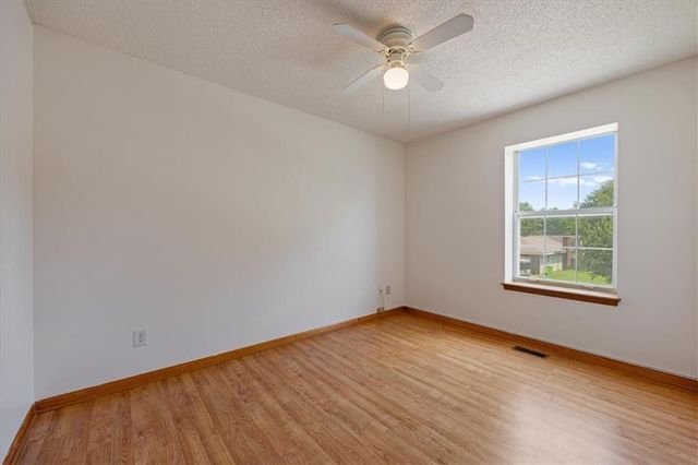 16008 Terry Avenue, Belton, MO 64012